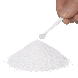 Cuillère doseuse de 2 ml qui facilite le dosage des sels de minéralisation  ou la distribution de nourriture.